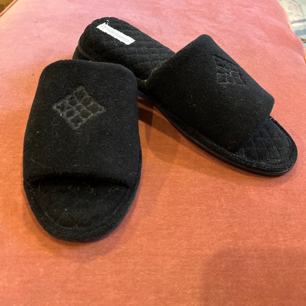 NWOT Dearfoams slippers